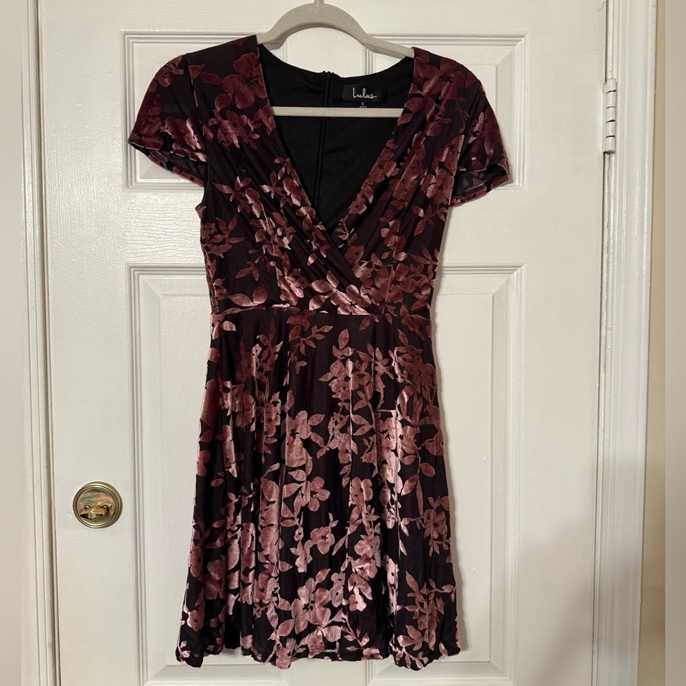 Lulu's Pink Floral Velvet Dress